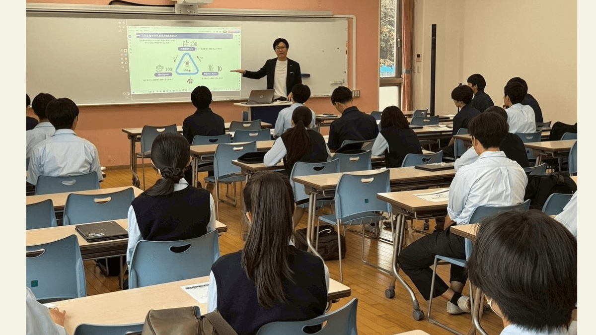 千葉英和高等学校での金融リテラシー講演の様子